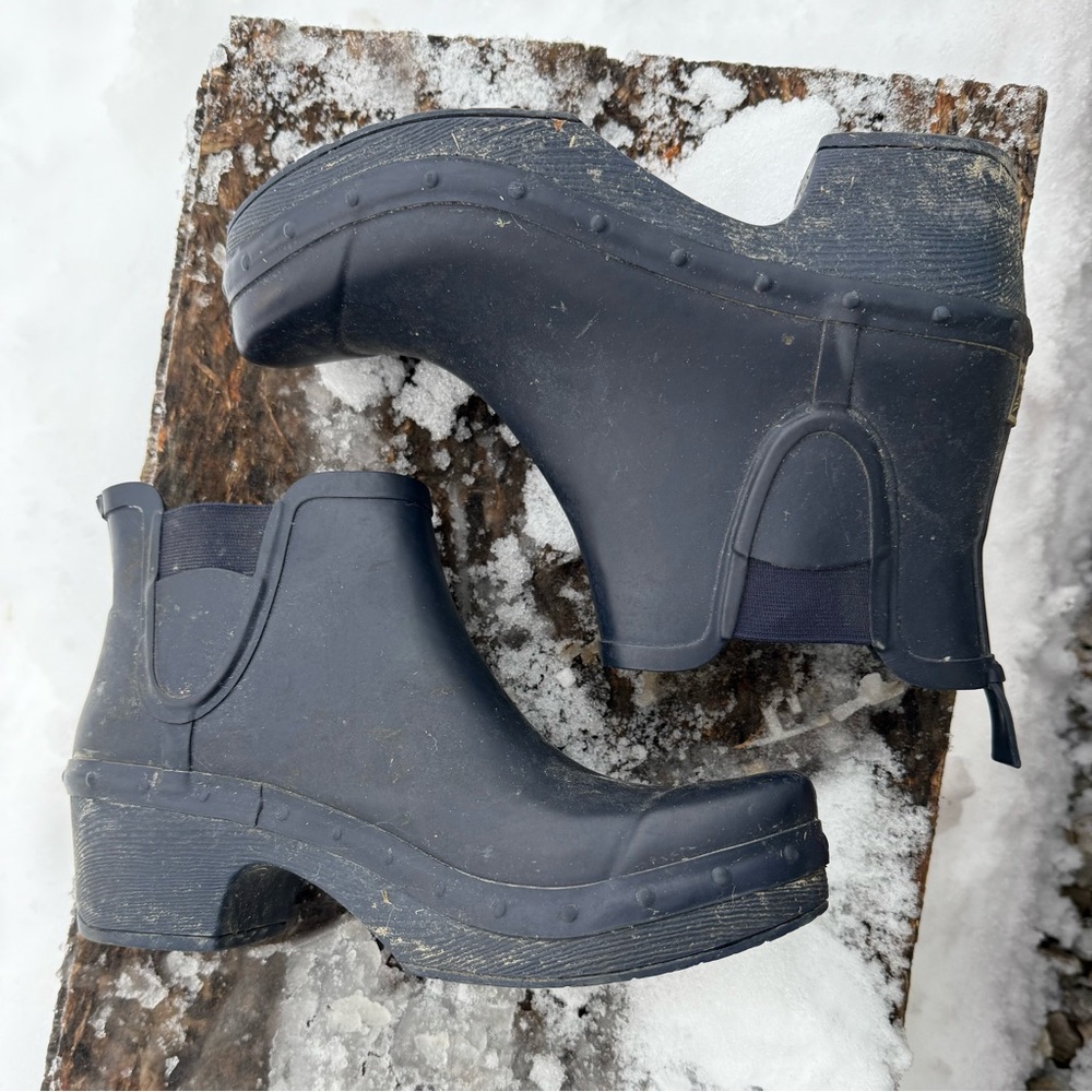 Dansko Navy Chelsea Ankle Rain Boots 41